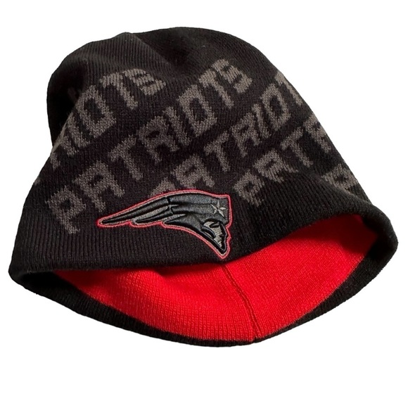 NFL New England Patriots Black Beanie Hat, Embroidered, One Size - Picture 4 of 5